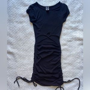 Ribbed black short dress